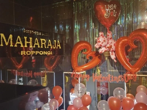 バレンタイン装飾のマハラジャ六本木