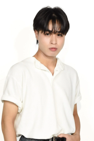 男性出演者3